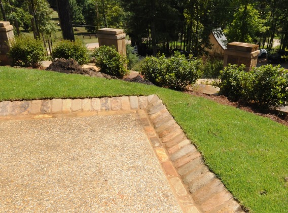 5950_Flagstone_Curb.jpg