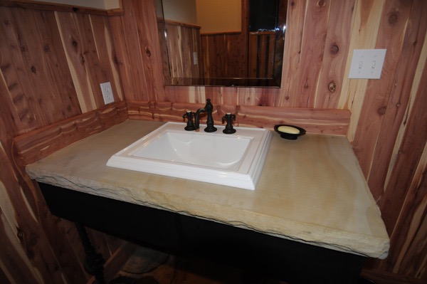 2902_Flagstone_Sawed_Counter.jpg